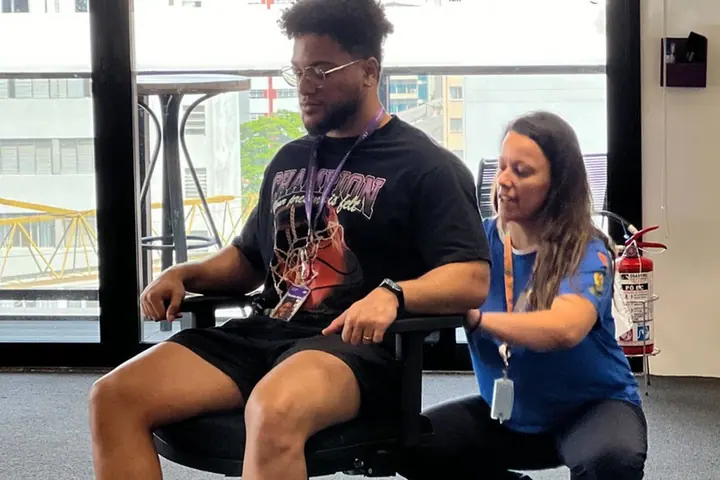 Blitz Postural — experiência Catividade